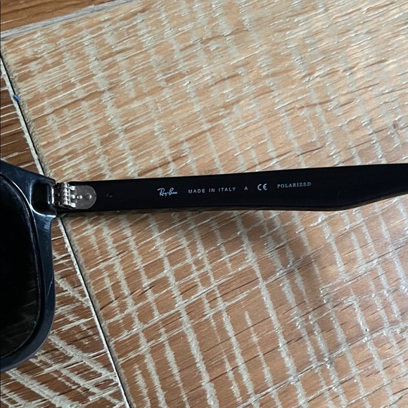 Ray-Ban Classic Black Sunglasses - Picture 3 of 6